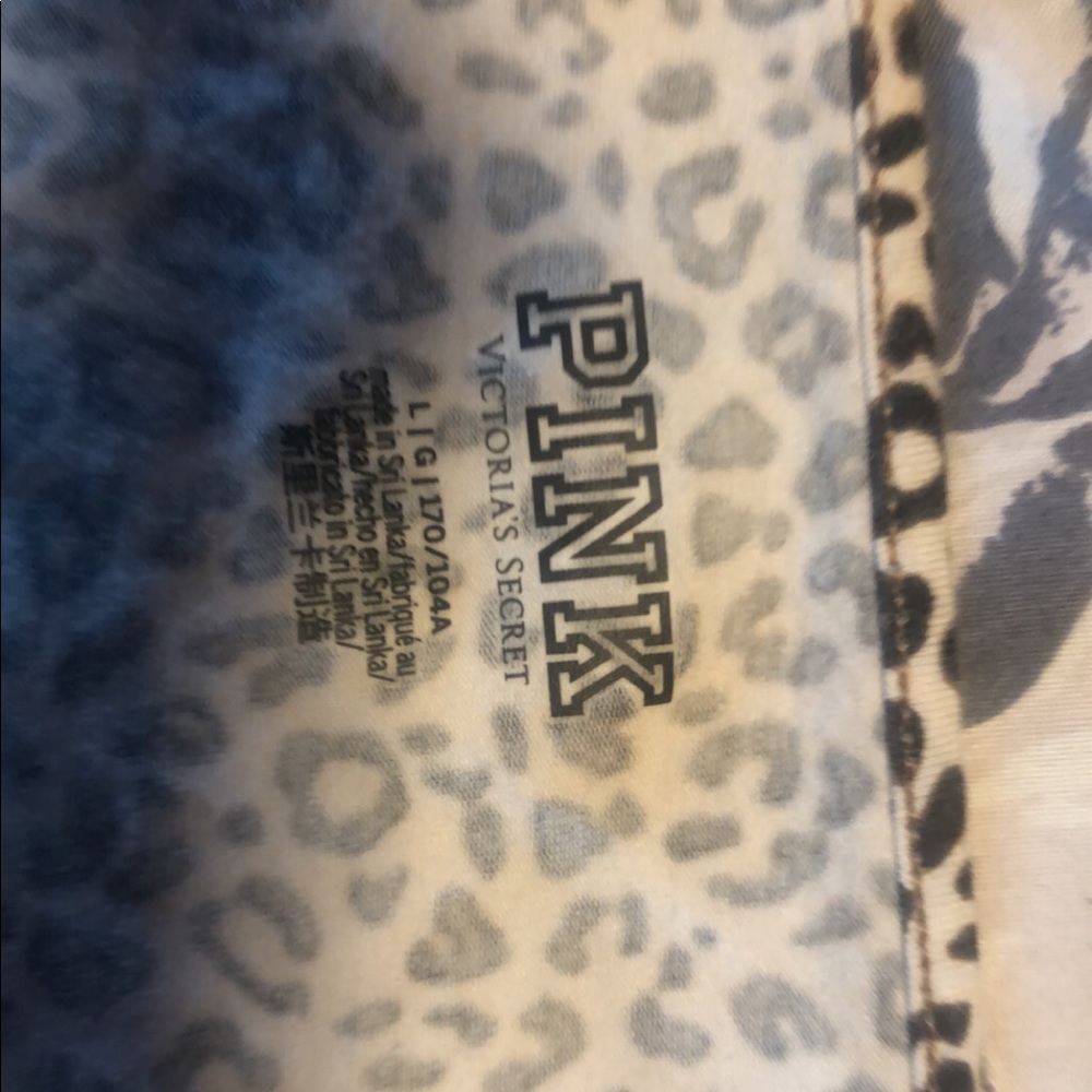 Cheetah pattern bodysuit - Picture 2 of 3